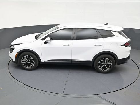 Used 2023 Kia Sportage EX FWD image 13