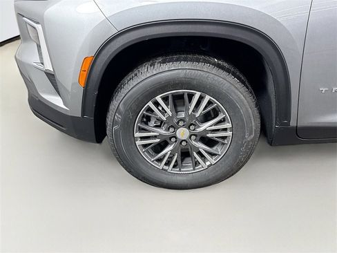New 2026 Chevrolet Traverse LT w/ LPO, Floor Liner Package image 26