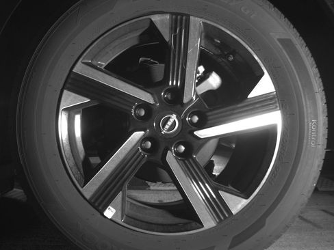 Used 2025 Nissan Sentra SV FWD image 14