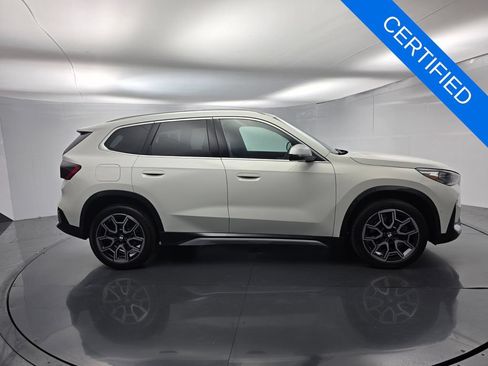 Certified 2023 BMW X1 xDrive28i w/ Convenience Package AWD/4WD image 3