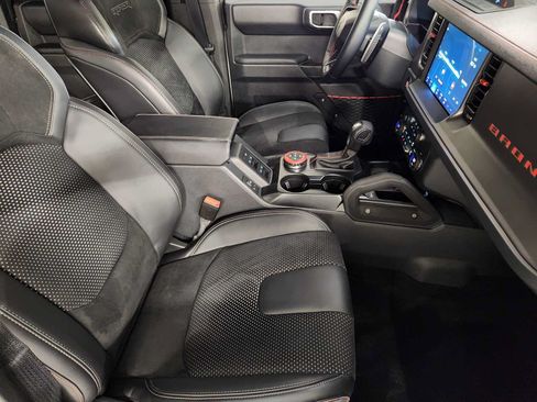 Used 2025 Ford Bronco Raptor AWD/4WD image 3