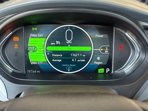 Used 2017 Chevrolet Bolt LT FWD image 37