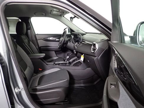 New 2026 Chevrolet TrailBlazer LT w/ LT Cold Weather Package image 29