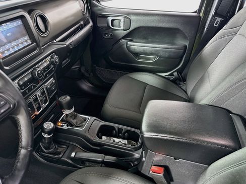 Used 2022 Jeep Gladiator Sport AWD/4WD image 22