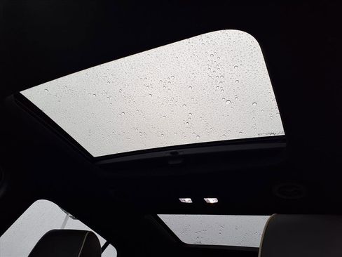 Used 2023 Chevrolet Traverse Premier w/ Redline Edition image 23