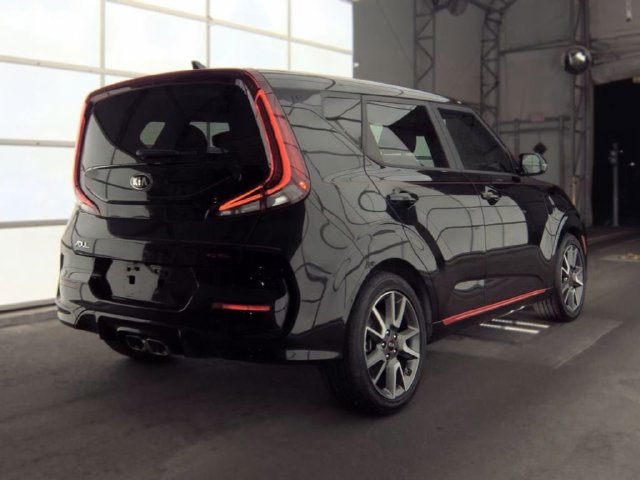 Used 2020 Kia Soul GT-Line Turbo FWD image 3