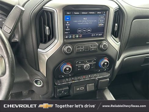 Used 2021 Chevrolet Silverado 1500 LT Trail Boss w/ Convenience Package II image 17