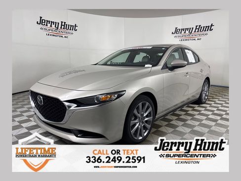 Used 2025 MAZDA MAZDA3 s image 1