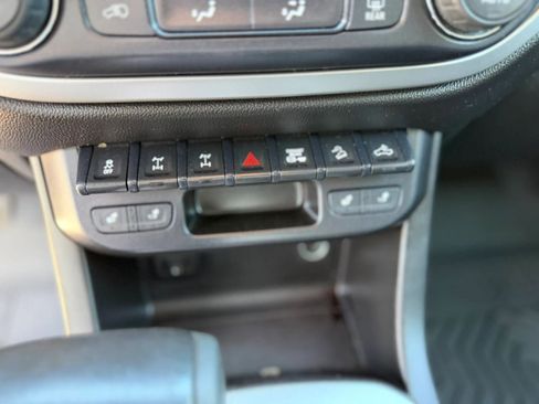 Used 2019 Chevrolet Colorado ZR2 AWD/4WD image 25