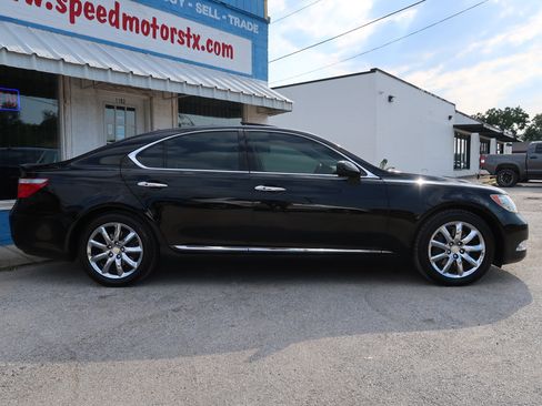 Used 2008 Lexus LS 460 image 4