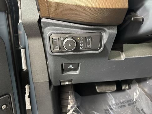 Used 2022 Ford Bronco Outer Banks AWD/4WD image 15
