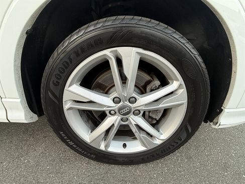 Used 2019 Audi Q3 2.0T Premium Plus w/ Premium Plus Package image 44