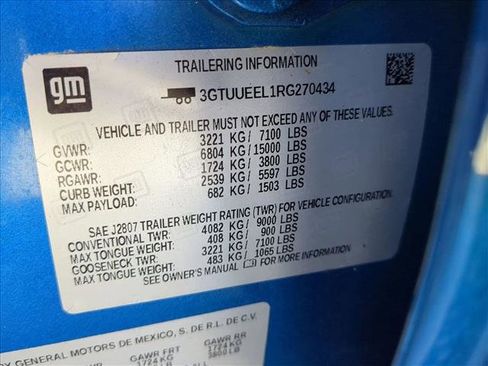 Used 2024 GMC Sierra 1500 AT4 w/ Technology Package image 26