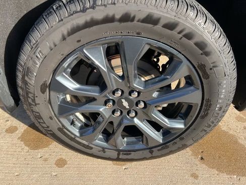 Used 2020 Chevrolet Traverse RS image 12