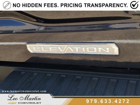 Used 2024 GMC Sierra 1500 Elevation w/ X31 Off-Road Package AWD/4WD image 5