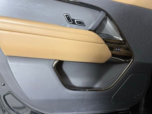 Used 2023 Land Rover Range Rover Sport SE AWD/4WD image 13