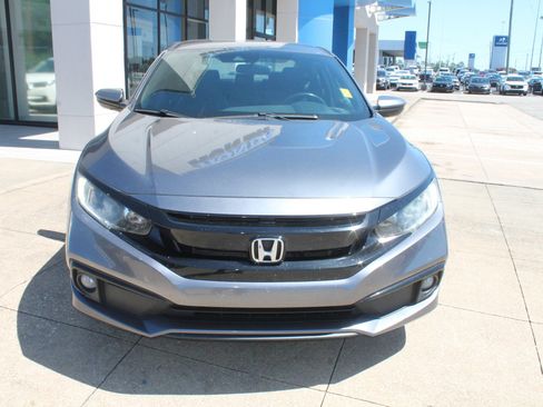 Used 2020 Honda Civic Sport image 2