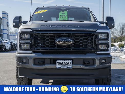 Used 2025 Ford F250 Lariat w/ Lariat Ultimate Package image 2