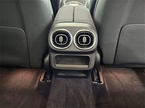 Certified 2025 Mercedes-Benz GLC 300 4MATIC image 36