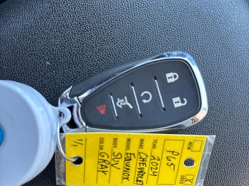 Used 2024 Chevrolet Equinox LT image 23