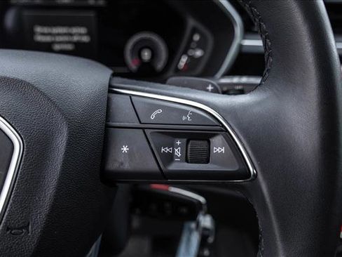 Used 2023 Audi Q3 2.0T Premium Plus w/ Premium Plus Package image 15