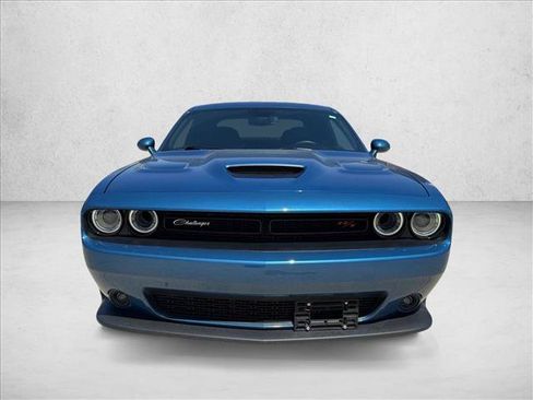 Used 2022 Dodge Challenger R/T Scat Pack w/ Dynamics Package RWD image 2