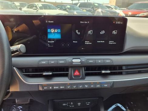 Used 2025 Kia K4 FWD image 19