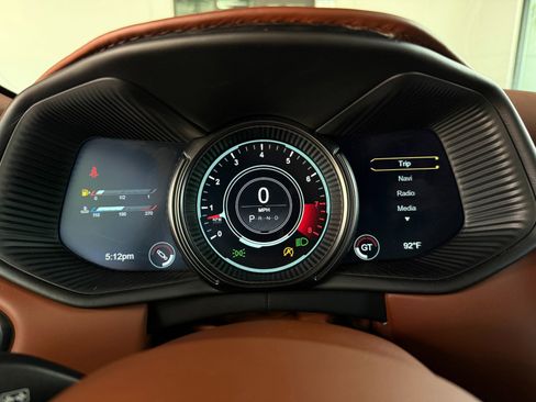 Used 2018 Aston Martin DB11 V12 RWD image 28