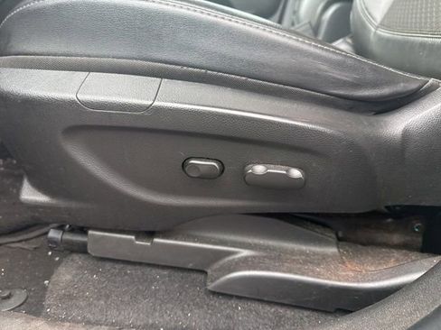 Used 2019 Buick Encore Preferred image 11