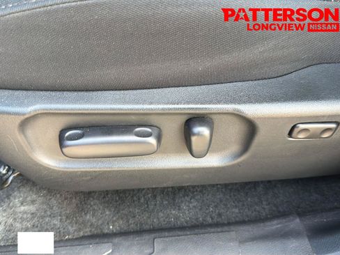 Used 2023 Toyota Tacoma TRD Sport AWD/4WD image 18