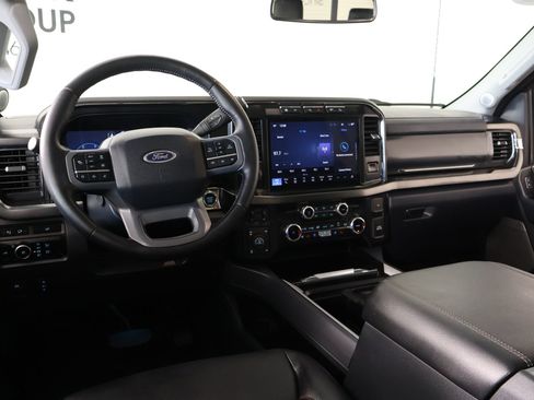 Used 2024 Ford F250 Lariat w/ Lariat Ultimate Package AWD/4WD image 2