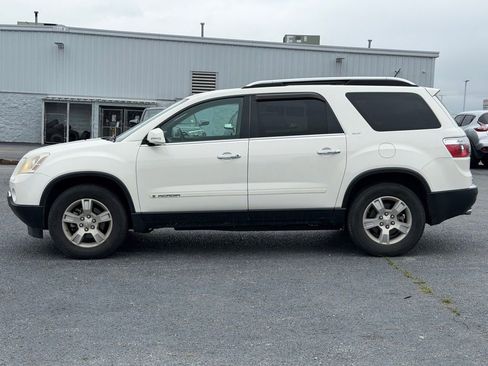 Used 2007 GMC Acadia SLT w/ Convenience Package FWD image 8