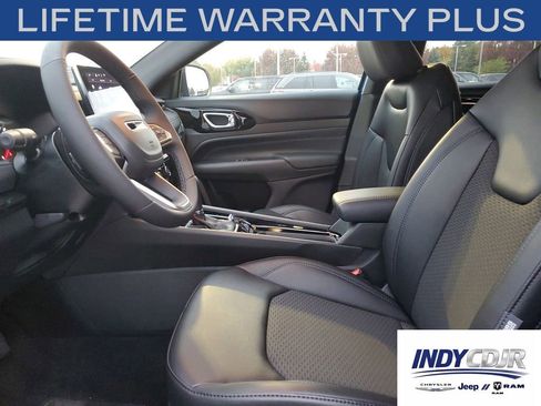 New 2026 Jeep Compass Latitude AWD/4WD image 19