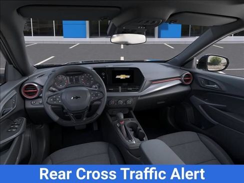 New 2026 Chevrolet Trax RS w/ Sunroof Package FWD image 18
