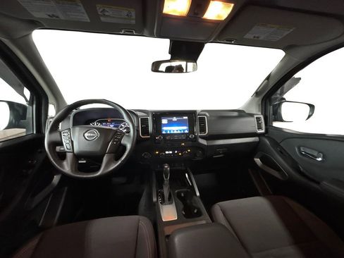 Used 2024 Nissan Frontier SV w/ SV Convenience Package image 19