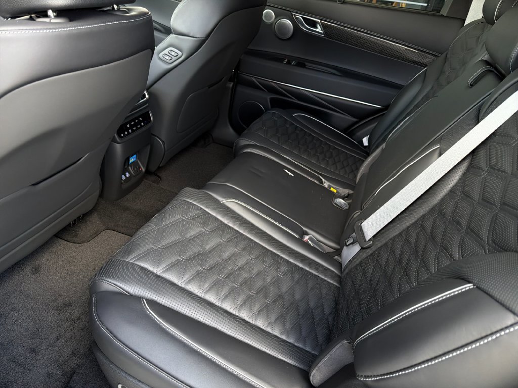 New 2026 Genesis GV80 3.5T e-SC AWD/4WD image 12