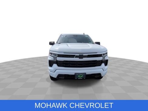 Used 2022 Chevrolet Silverado 1500 RST w/ Z71 Off-Road Package image 3