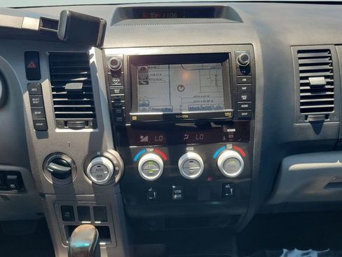 Used 2012 Toyota Tundra Limited w/ Memory Pkg AWD/4WD image 14