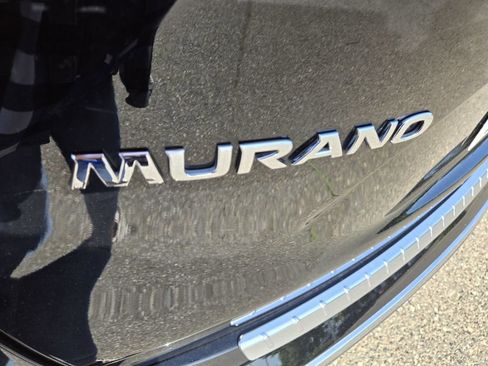 Used 2024 Nissan Murano SV AWD/4WD image 9