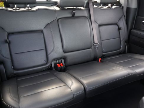 Used 2025 Chevrolet Silverado 3500 LTZ w/ LTZ Texas Edition image 21