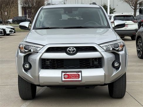 Used 2024 Toyota 4Runner SR5 image 6