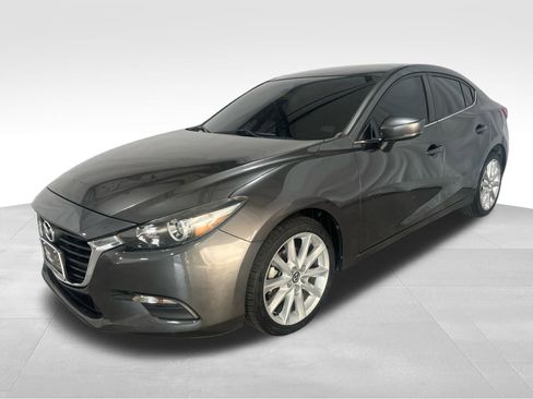 Used 2017 MAZDA MAZDA3 Touring image 1