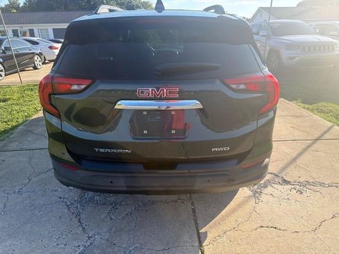 Used 2019 GMC Terrain SLE w/ Driver Convenience Package AWD/4WD image 10