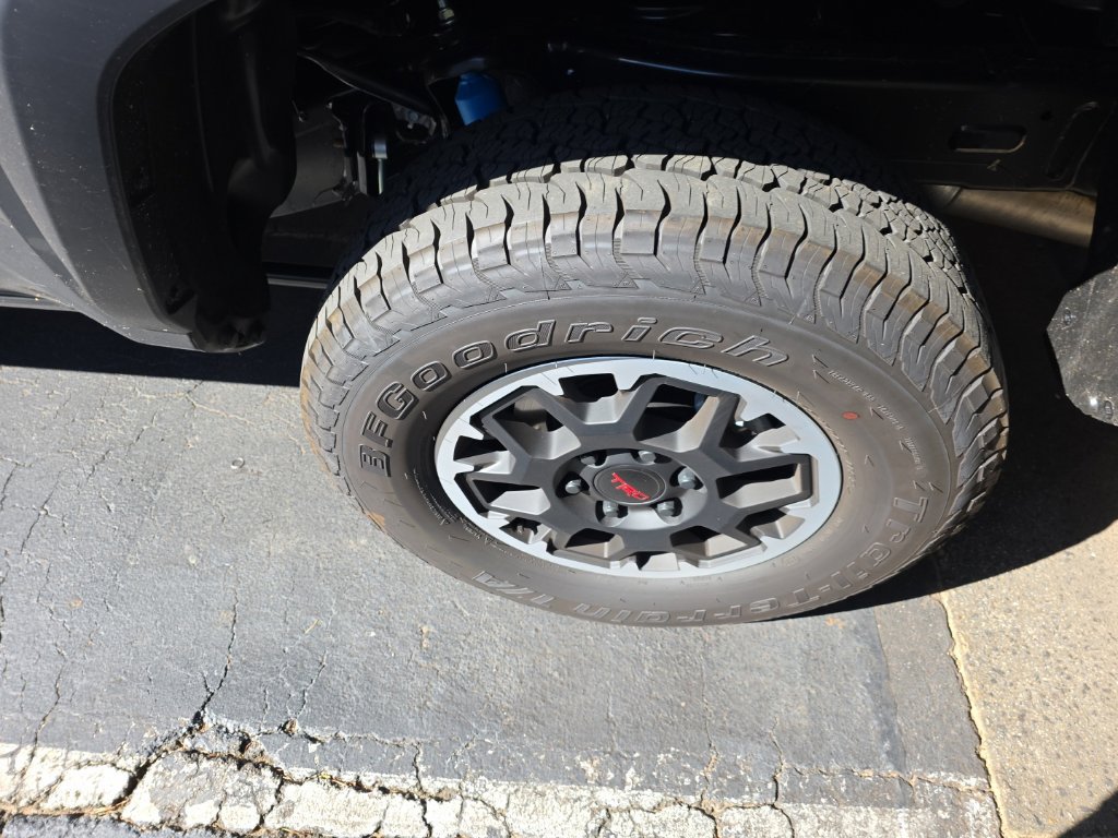 Used 2026 Toyota Tacoma TRD Off-Road AWD/4WD image 13