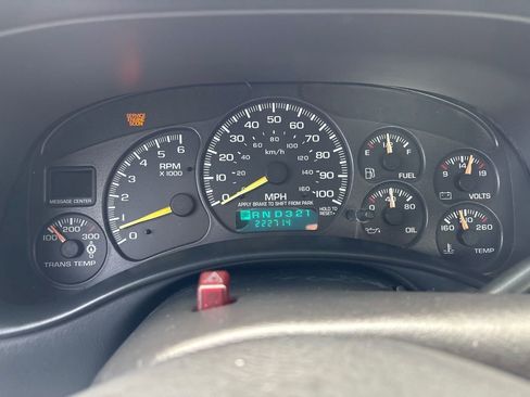 Used 2001 Chevrolet Silverado 2500 LS image 12