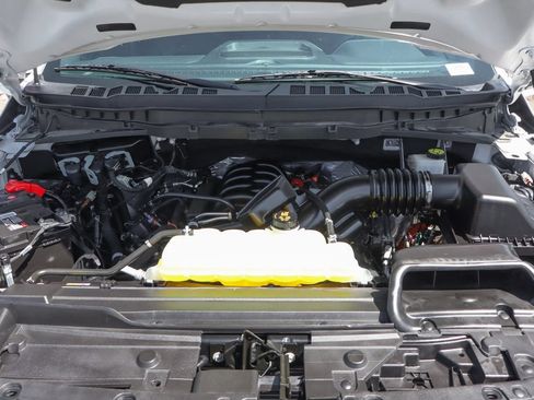 Used 2023 Ford F150 Lariat w/ Equipment Group 502A High RWD image 12