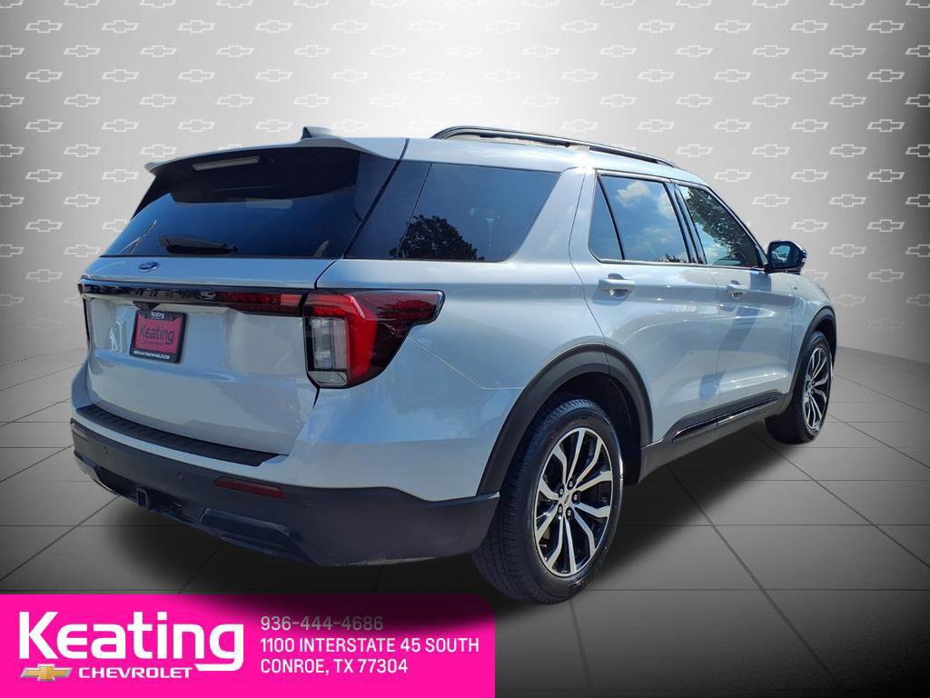 Used 2026 Ford Explorer ST-Line w/ Premium Package RWD image 10