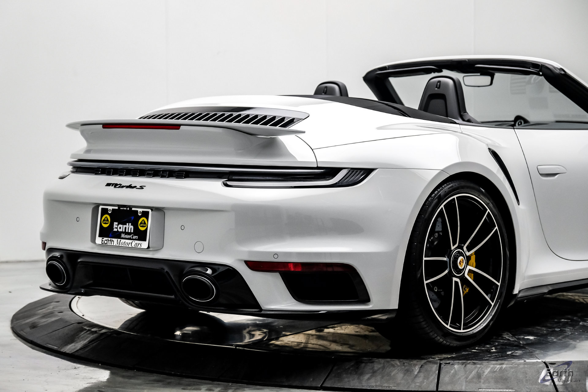 Used 2024 Porsche 911 Turbo S AWD/4WD image 24