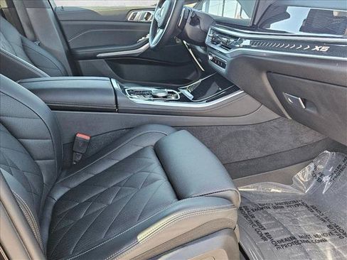 Used 2024 BMW X5 sDrive40i w/ M Sport Package RWD image 21