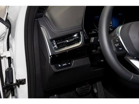 New 2026 BMW X1 xDrive28i w/ Convenience Package image 54